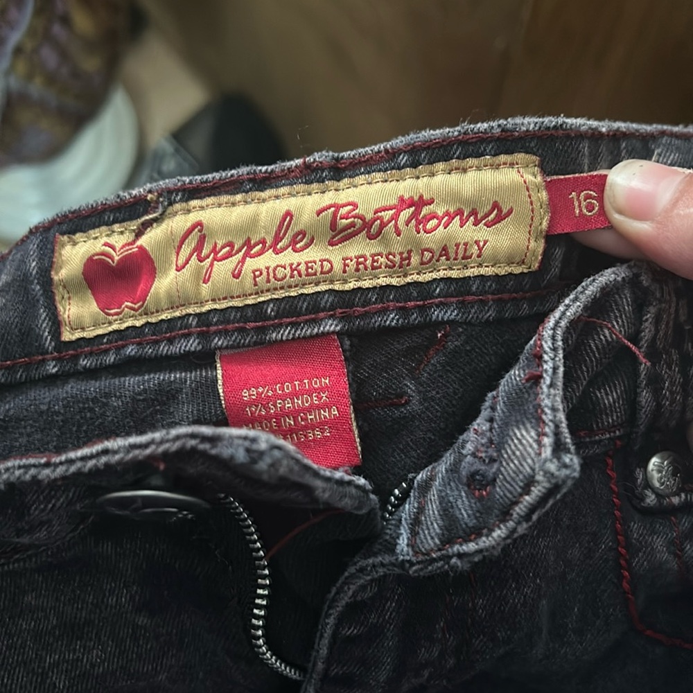 Apple bottom jeans